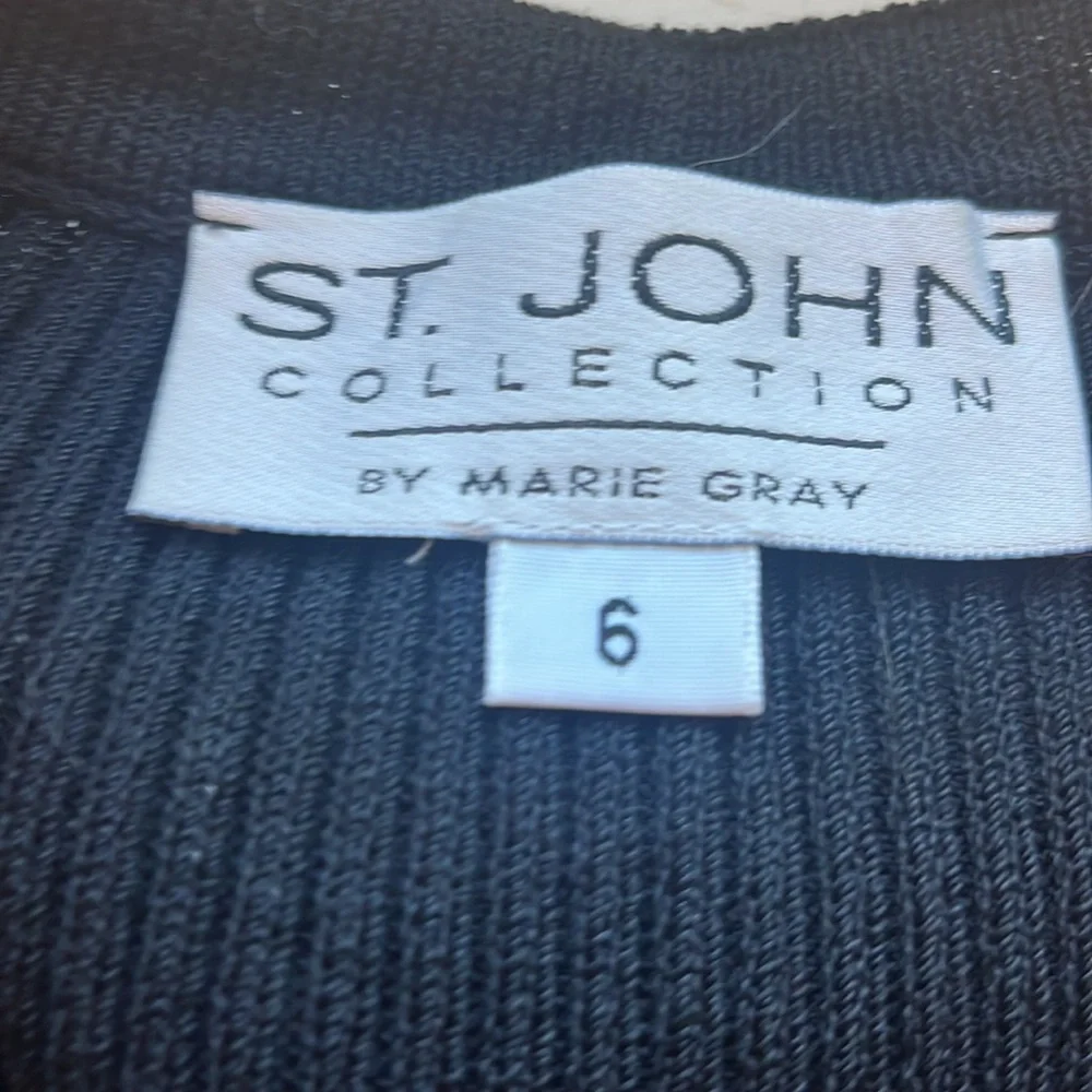 St John’s Women's Black Sweater
Good condition - Picture 4 of 5